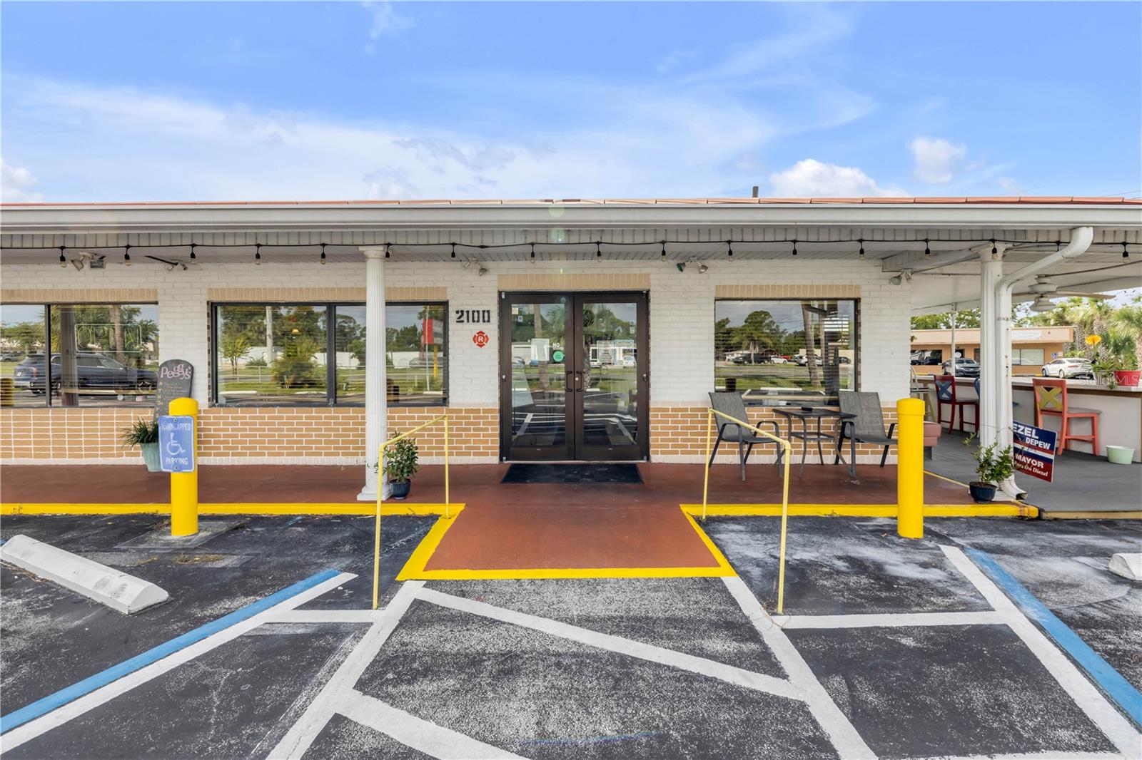 Image 17 of 63 For 2100 Ridgewood Avenue 280