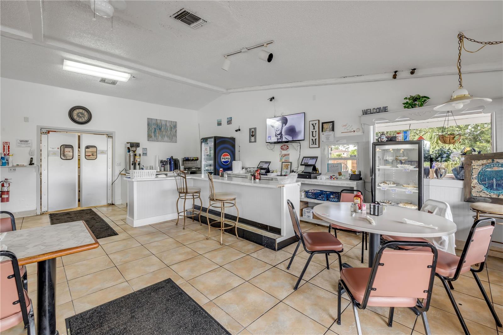 Image 24 of 63 For 2100 Ridgewood Avenue 280