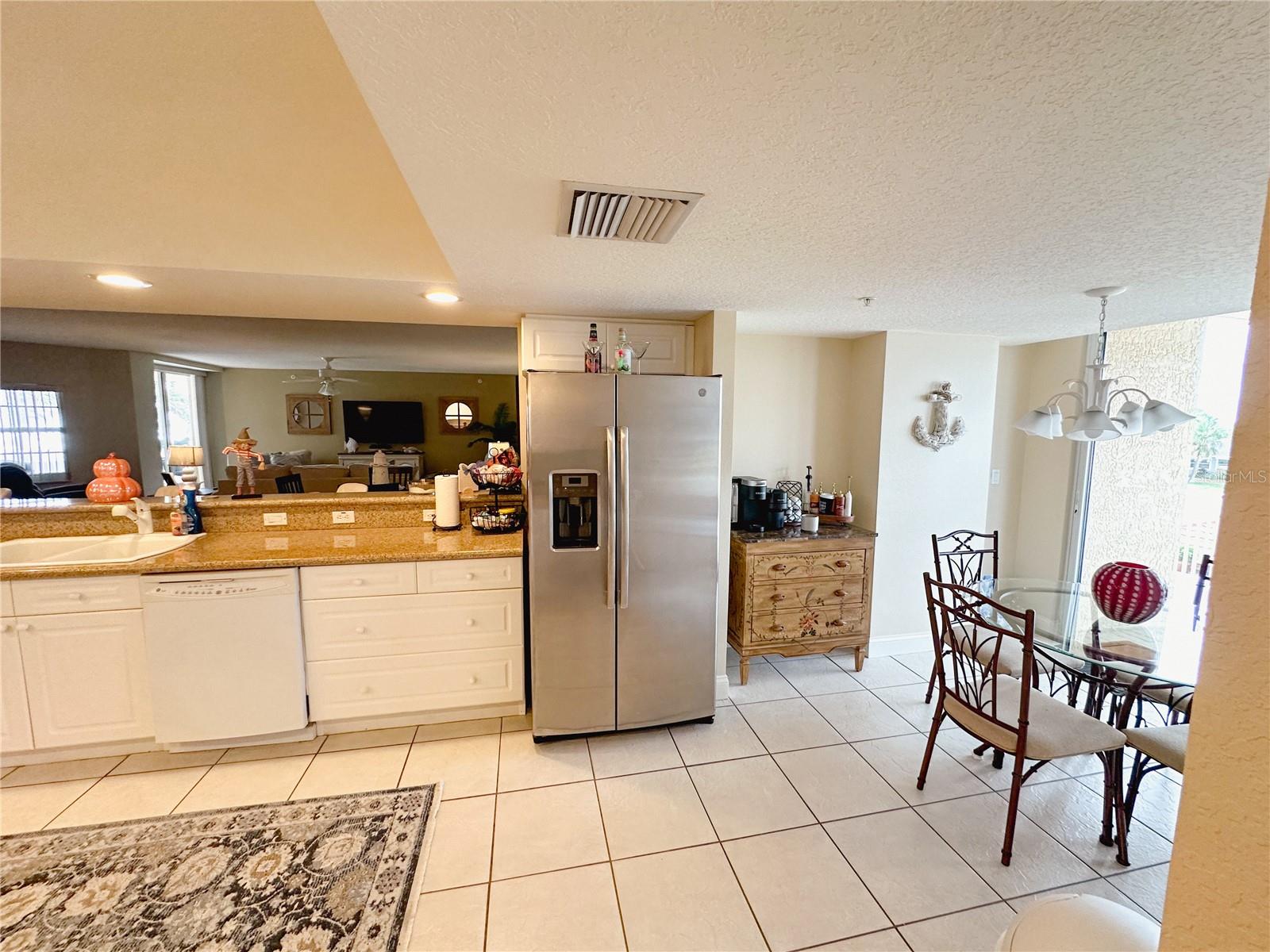 Image 13 of 42 For 3145 Atlantic Avenue 205