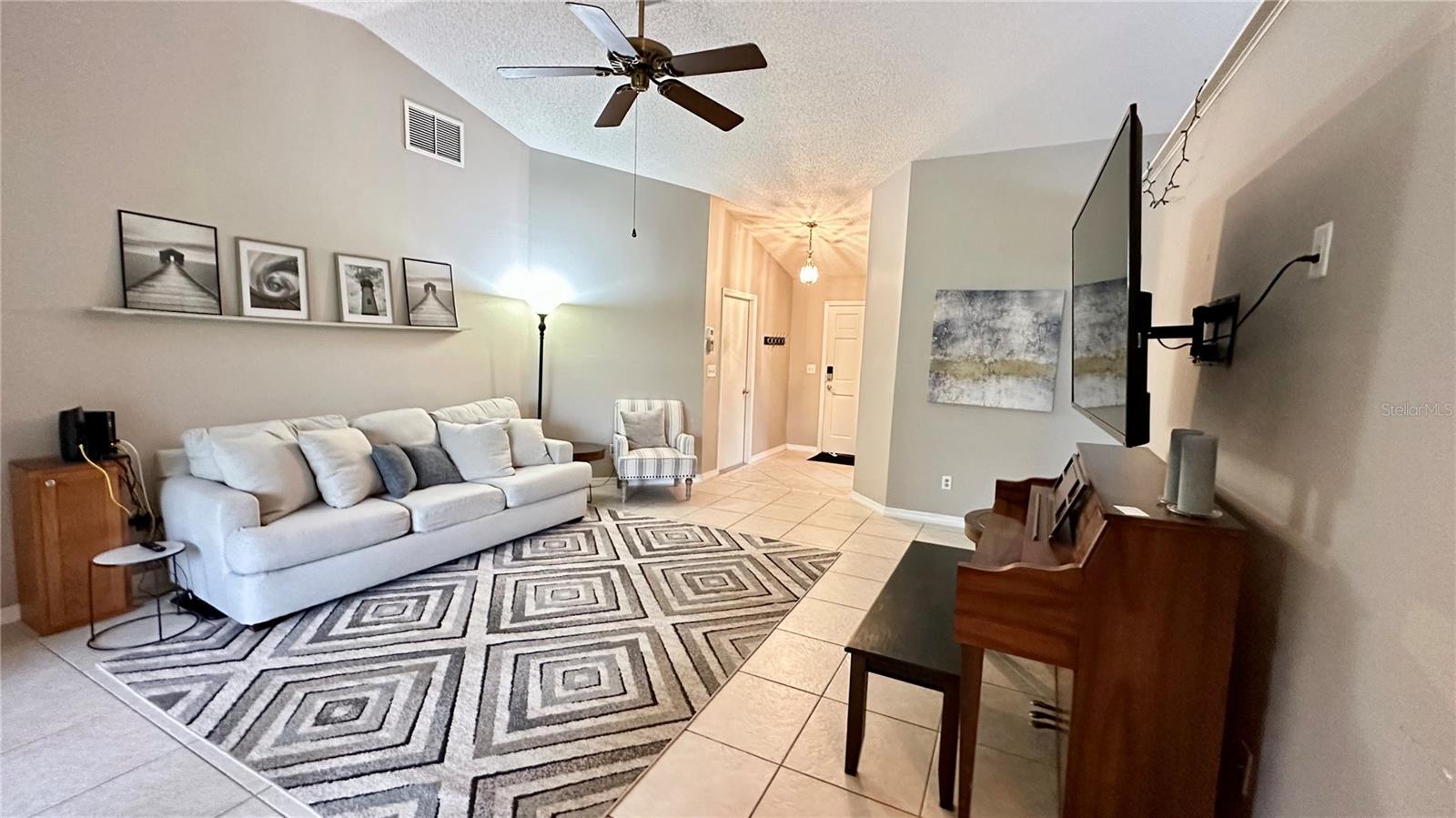 Image 3 of 15 For 790 Pine Shores Circle
