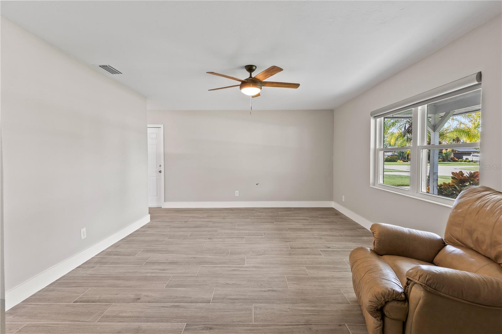 Image 20 of 47 For 781 Aspen Drive