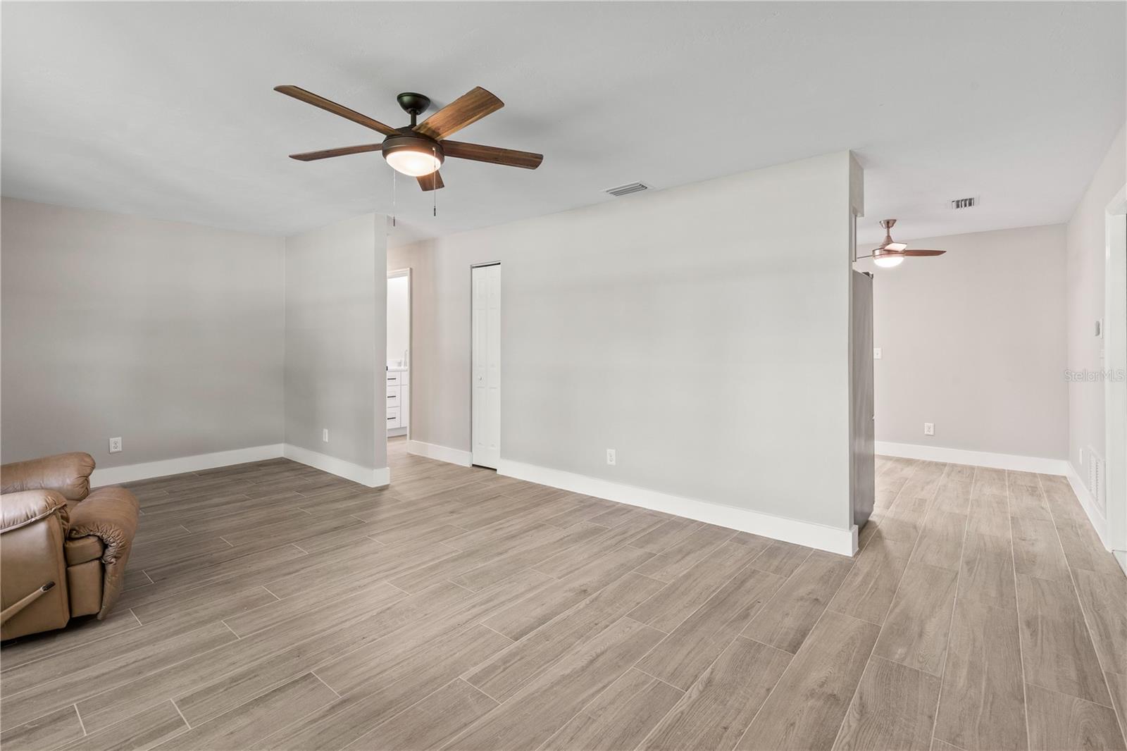 Image 22 of 47 For 781 Aspen Drive