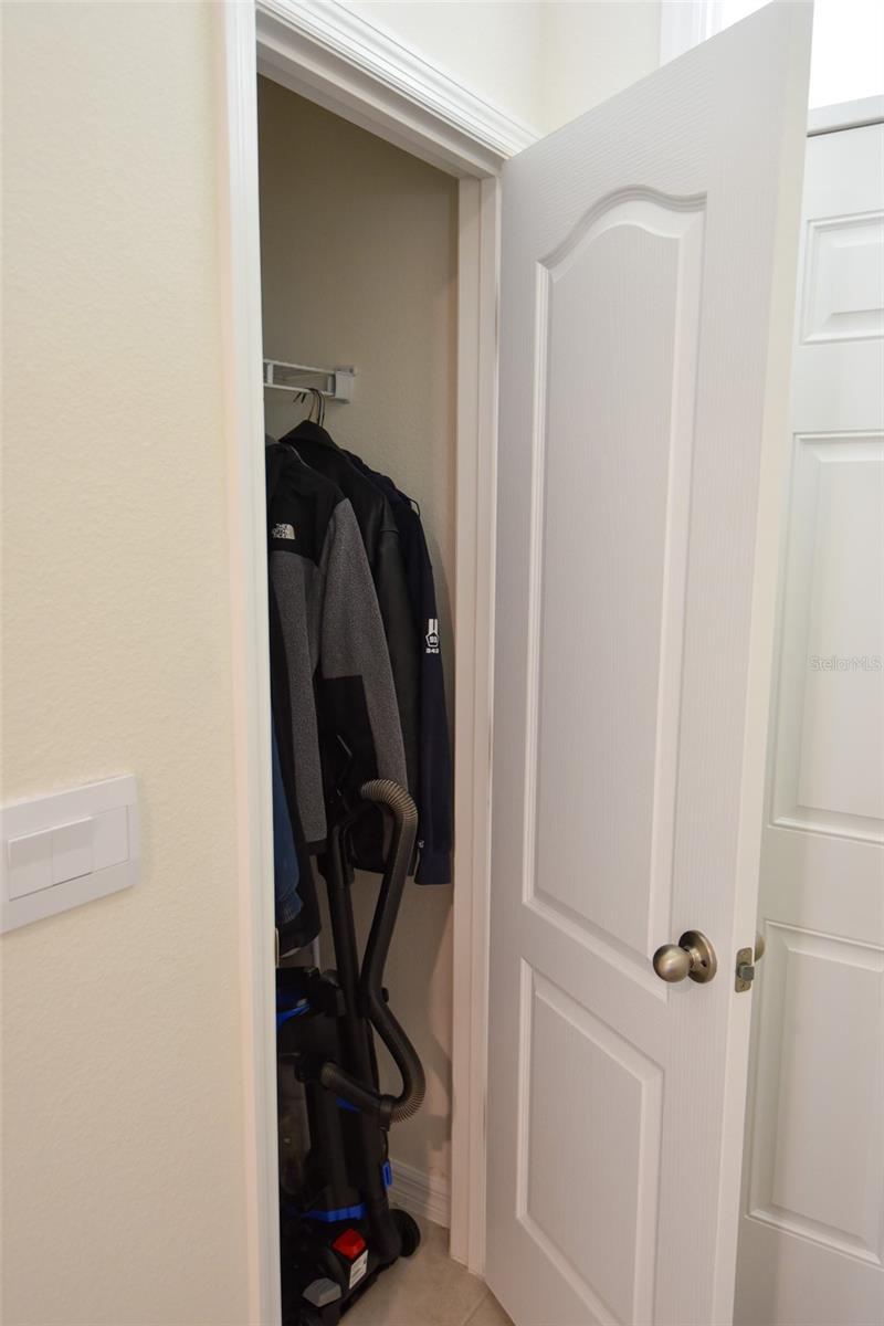 Image 19 of 56 For 2013 Red Rock Road