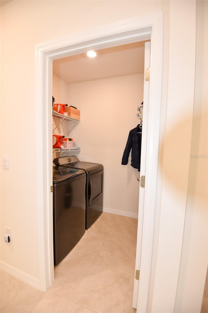 Image 29 of 56 For 2013 Red Rock Road