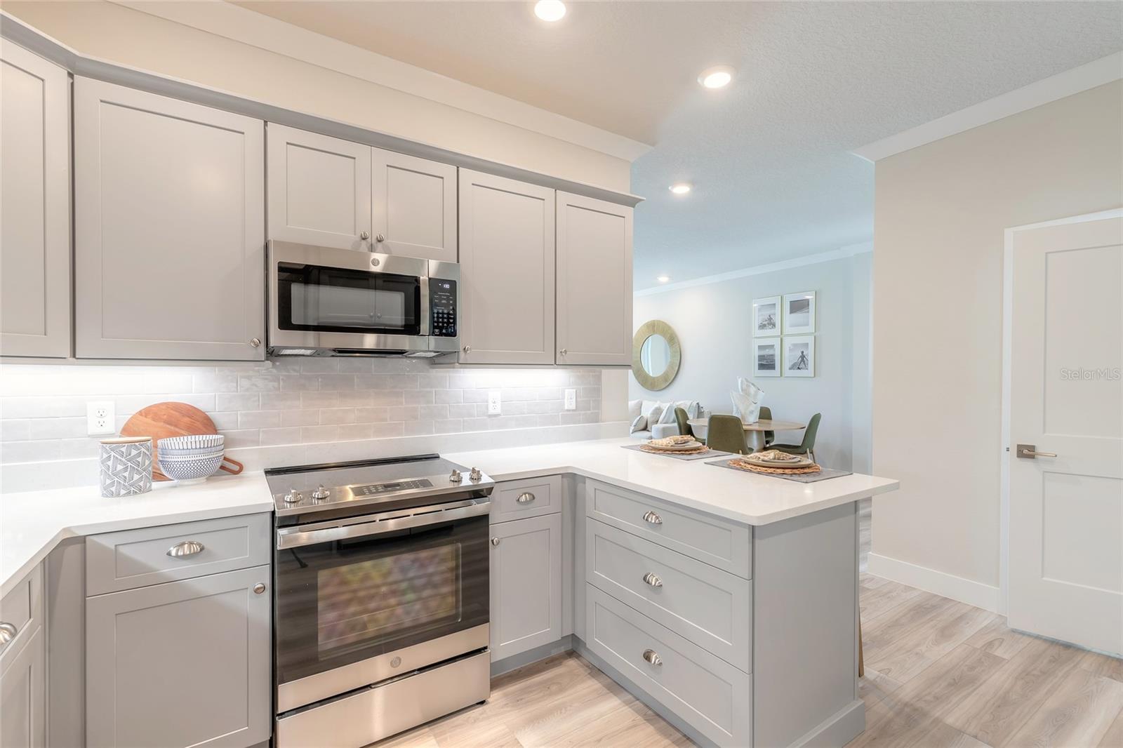 Image 6 of 54 For 3054 Isles Way