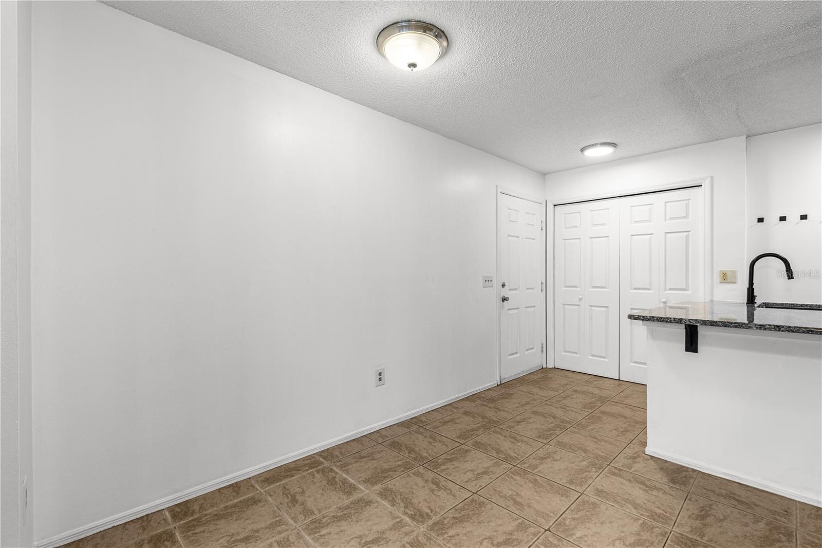Image 12 of 37 For 1401 Palmetto Avenue 807