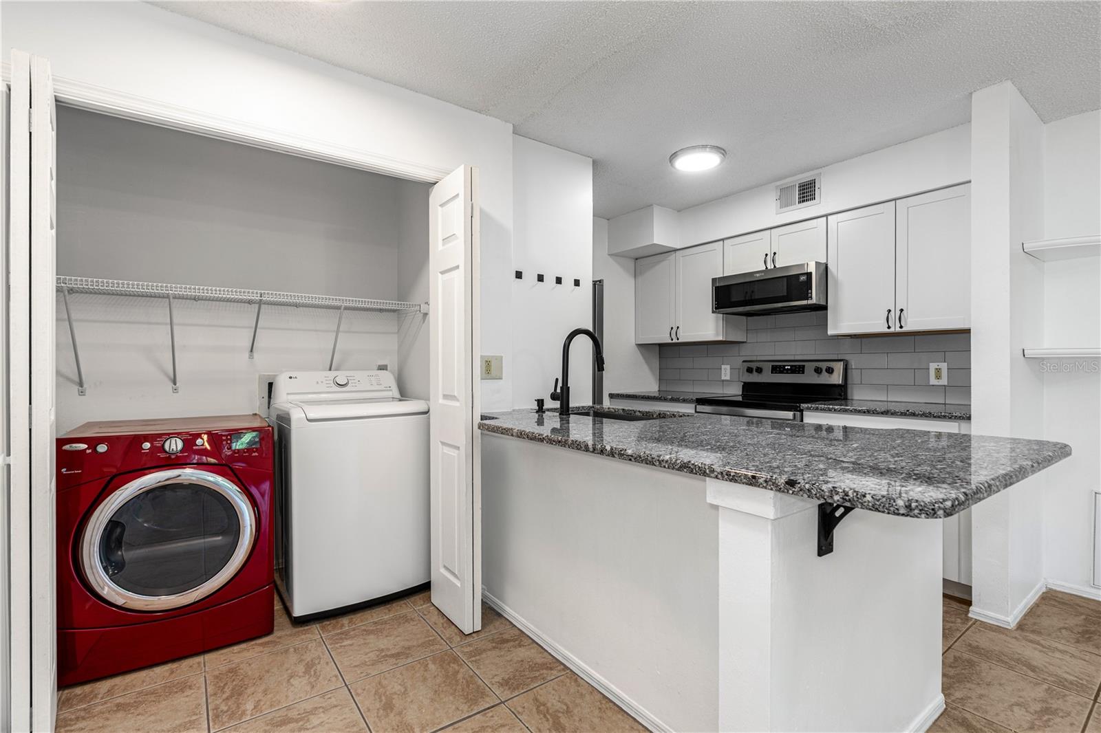 Image 14 of 37 For 1401 Palmetto Avenue 807