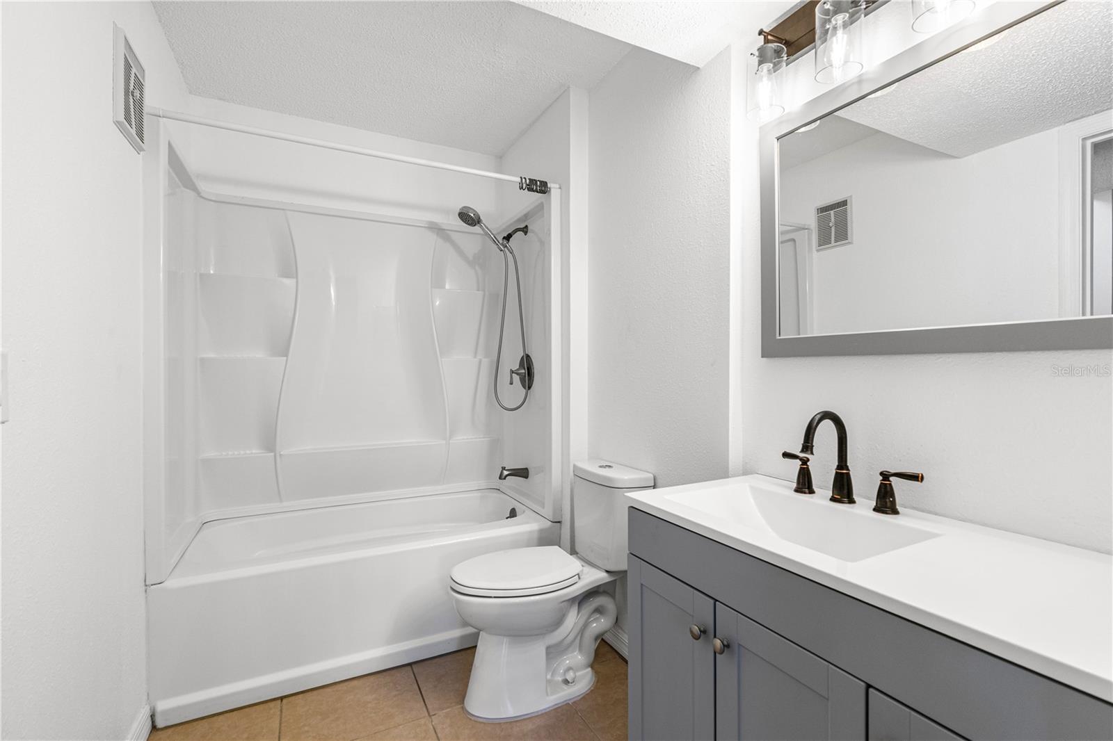 Image 20 of 37 For 1401 Palmetto Avenue 807