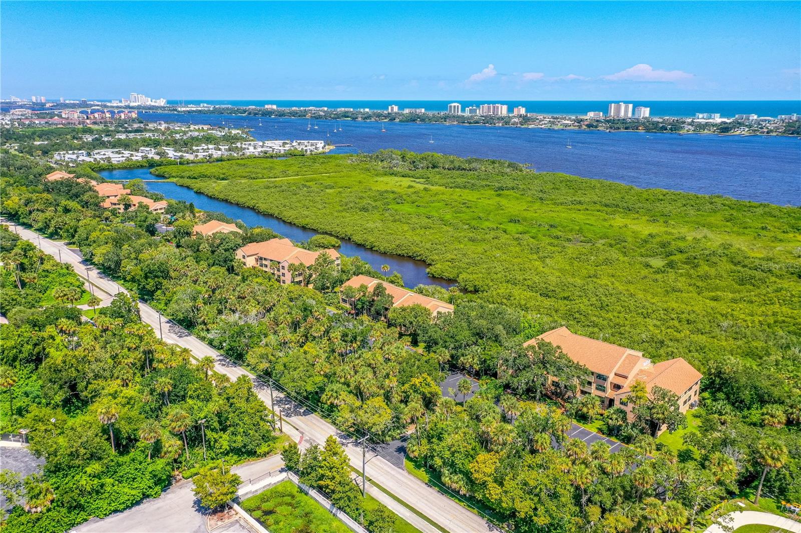 Image 36 of 37 For 1401 Palmetto Avenue 807