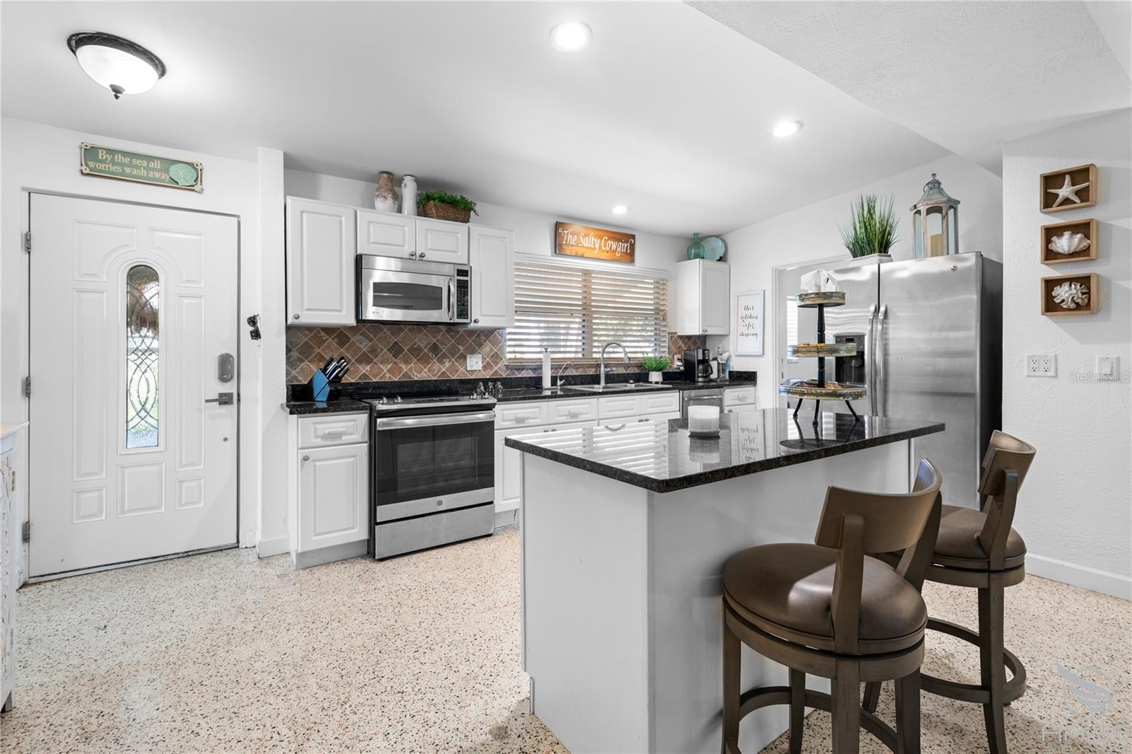 Image 15 of 46 For 2600 Coral Way