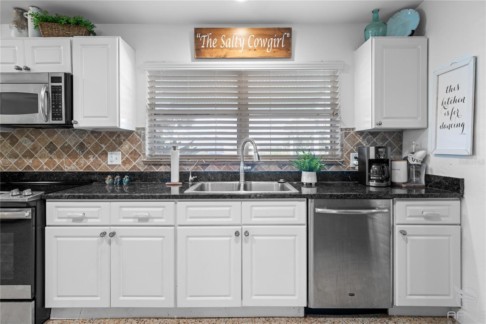 Image 19 of 46 For 2600 Coral Way