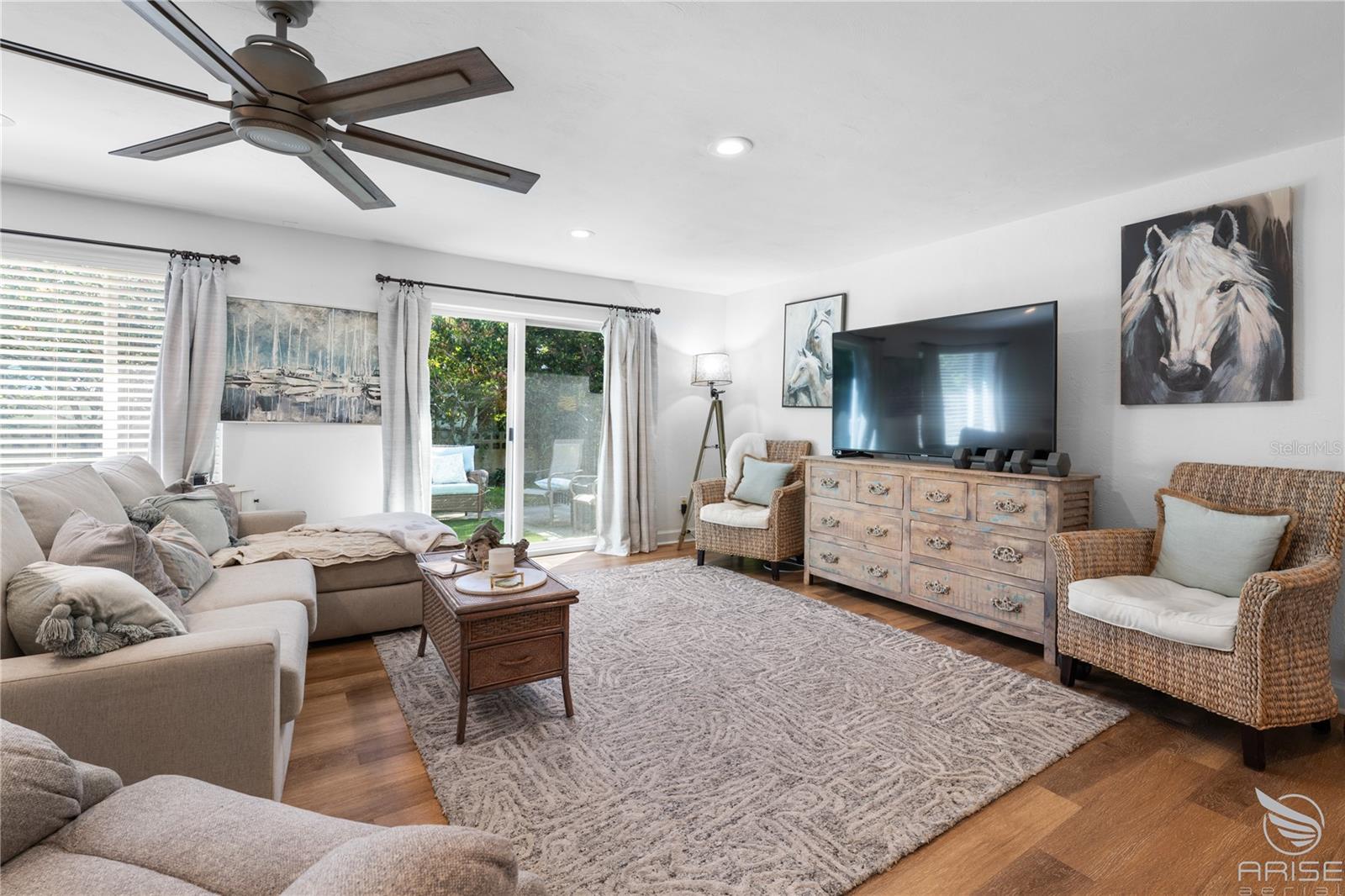 Image 24 of 46 For 2600 Coral Way