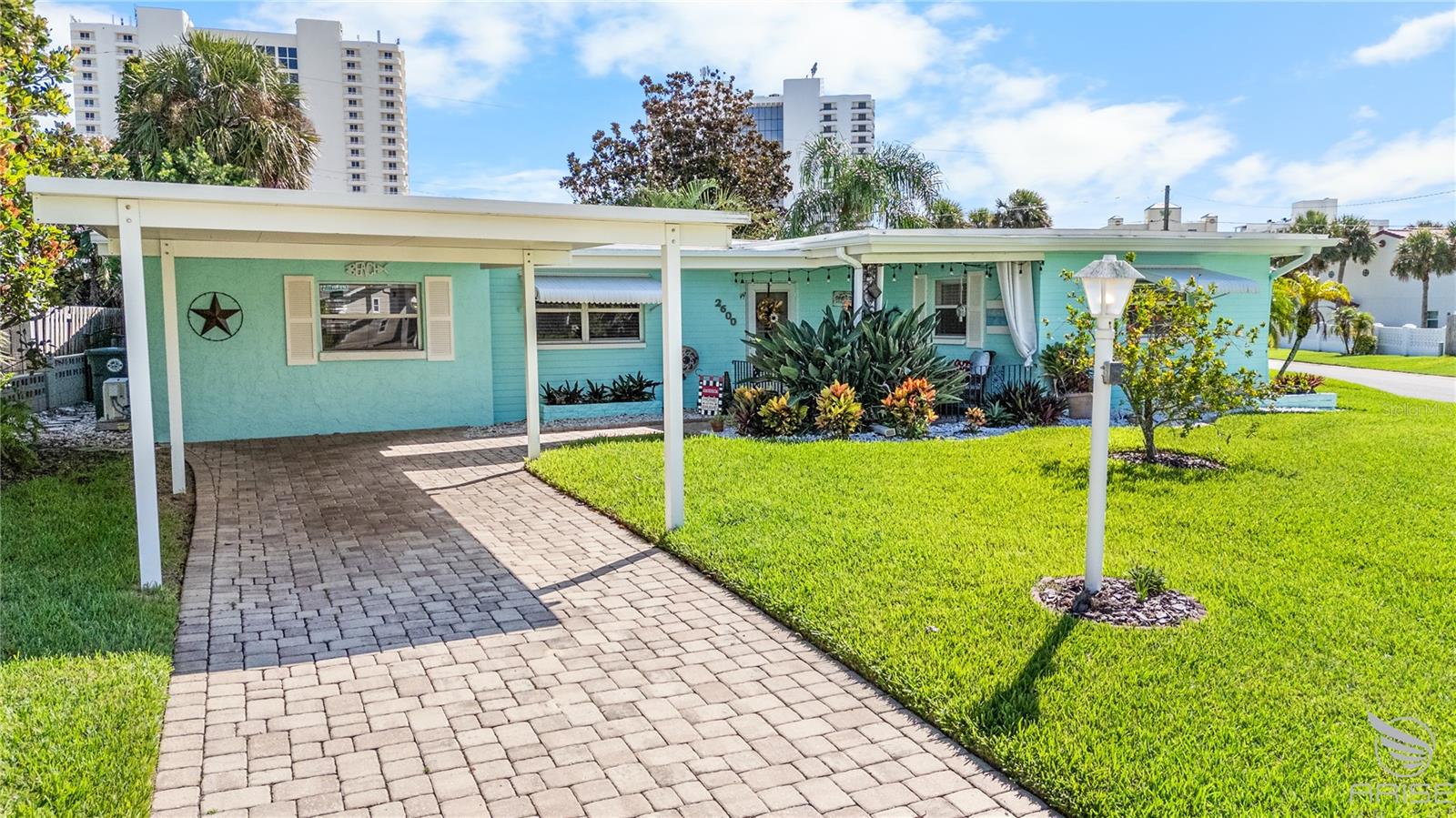 Image 36 of 46 For 2600 Coral Way