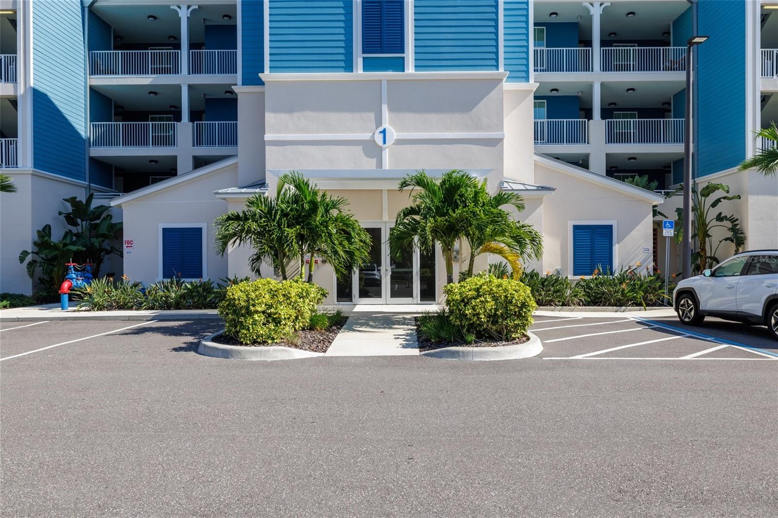 Image 25 of 57 For 1 Riverwalk Drive 402