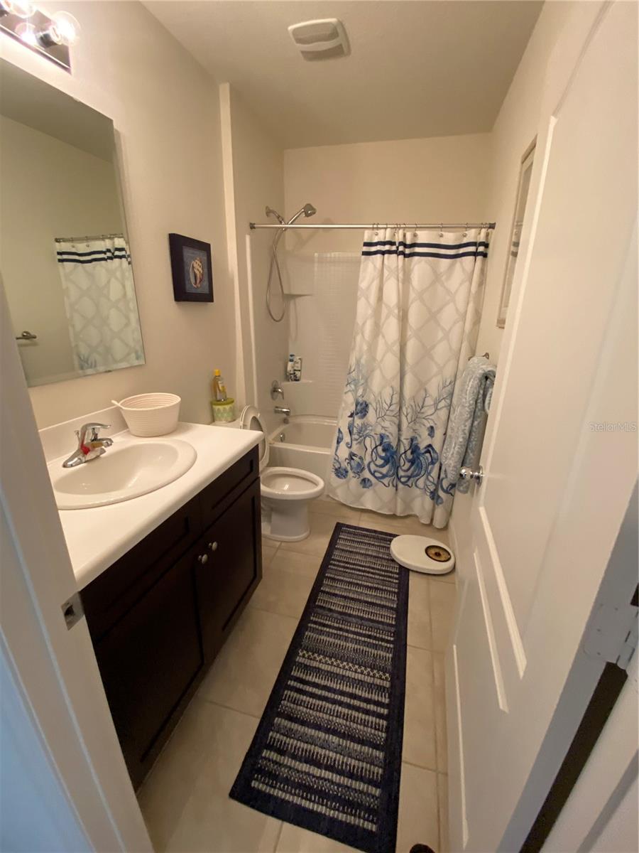 Image 10 of 38 For 2908 Gibraltar Boulevard