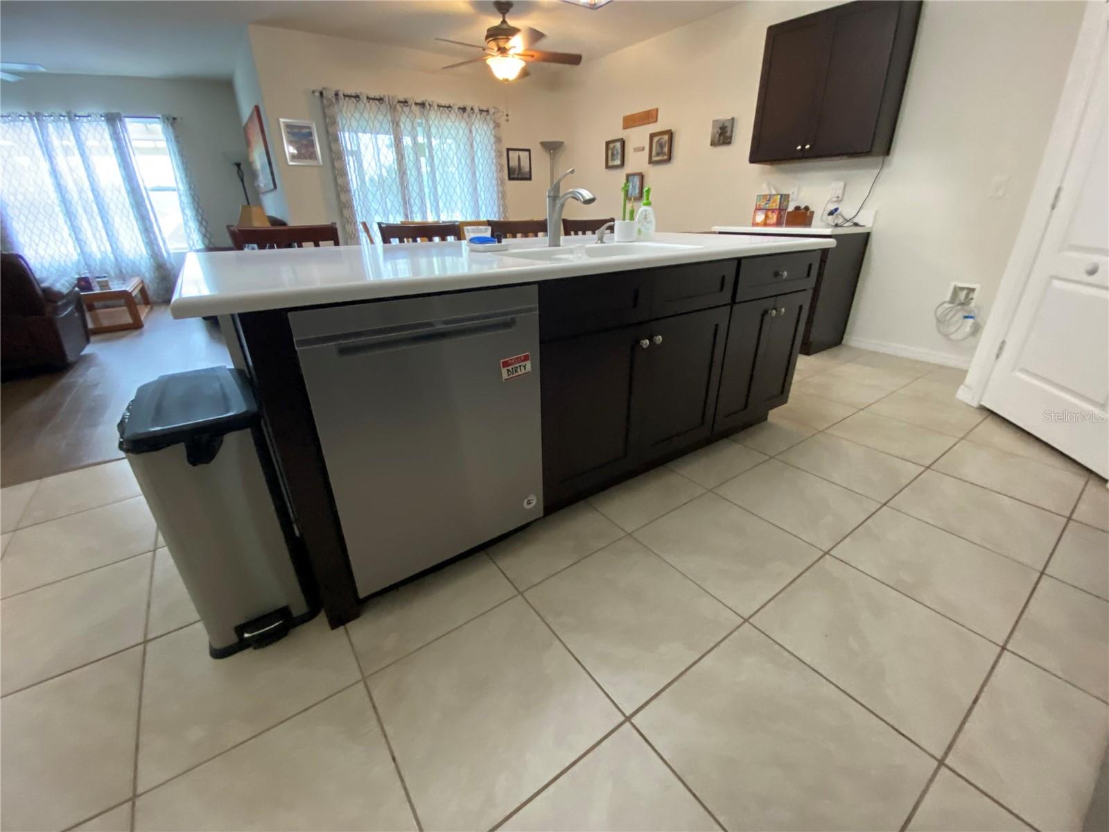 Image 17 of 38 For 2908 Gibraltar Boulevard