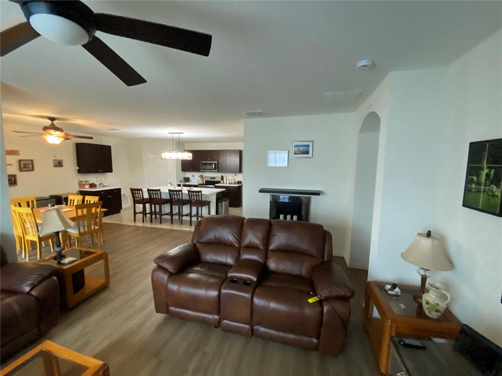 Image 21 of 38 For 2908 Gibraltar Boulevard