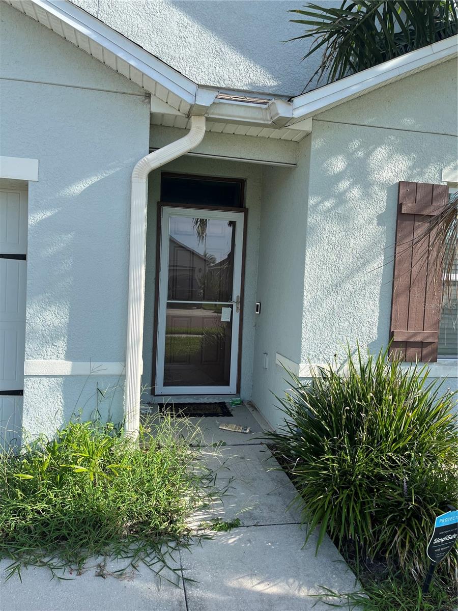 Image 3 of 38 For 2908 Gibraltar Boulevard