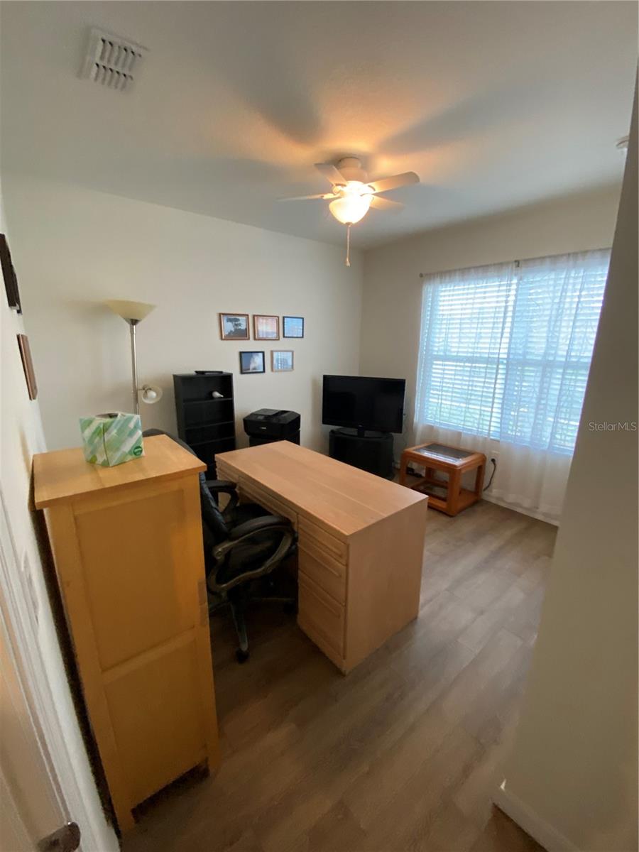 Image 8 of 38 For 2908 Gibraltar Boulevard