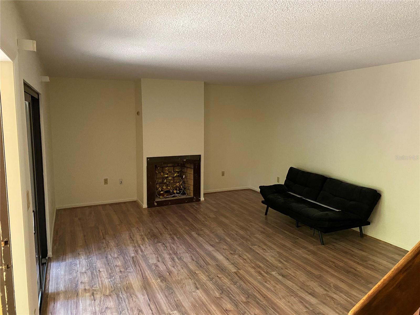 Image 3 of 24 For 3810 Saxon Drive
