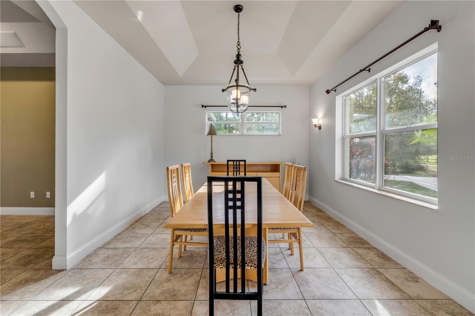 Image 11 of 62 For 4075 Crestwood Manor Drive