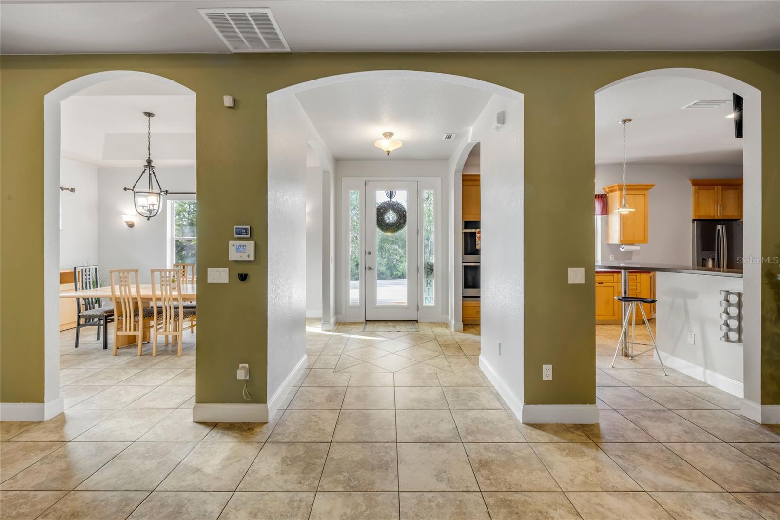 Image 6 of 62 For 4075 Crestwood Manor Drive