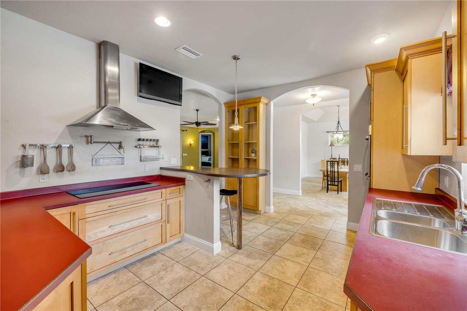 Image 9 of 62 For 4075 Crestwood Manor Drive