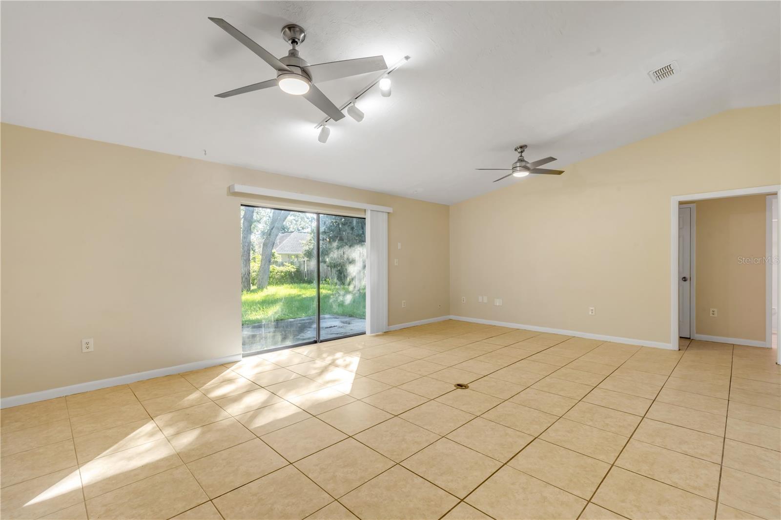 Image 4 of 26 For 2625 Nordman Avenue