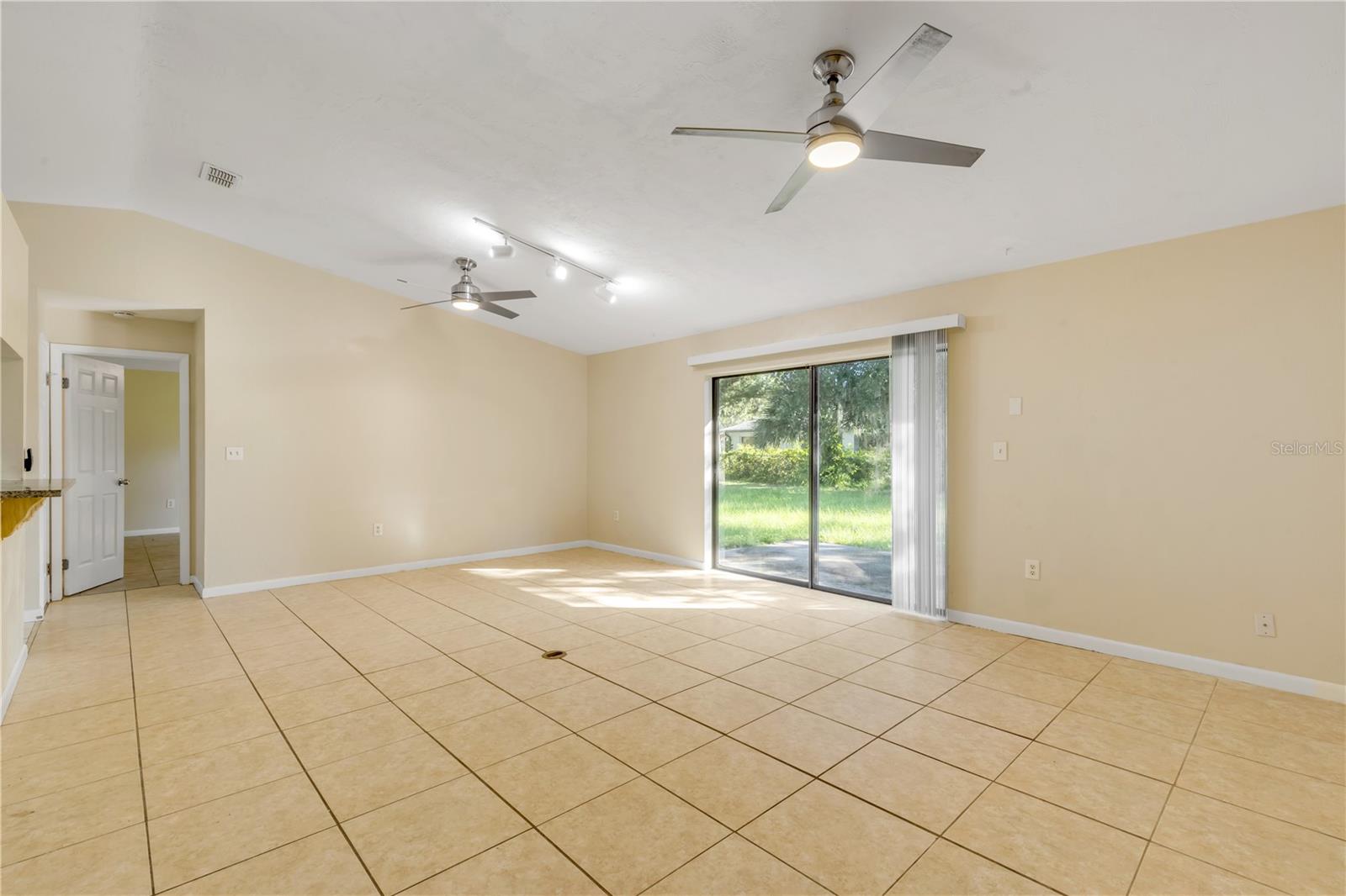 Image 7 of 26 For 2625 Nordman Avenue