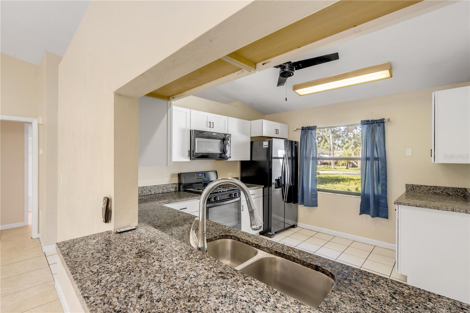 Image 8 of 26 For 2625 Nordman Avenue