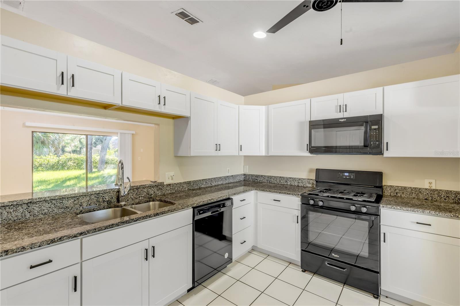 Image 9 of 26 For 2625 Nordman Avenue