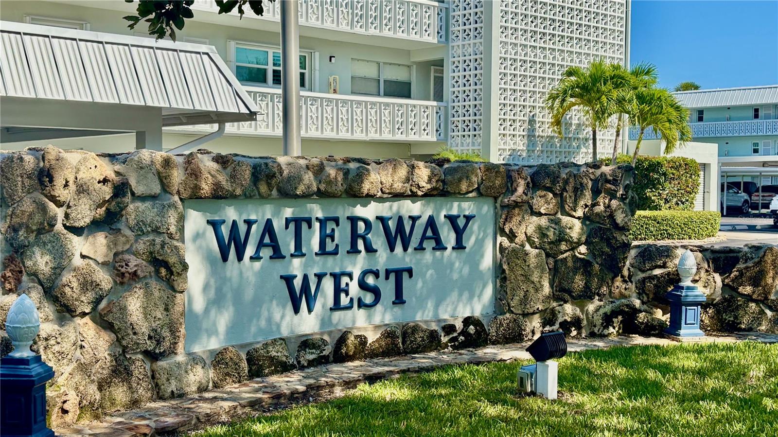 Image 2 of 45 For 315 Causeway  4010