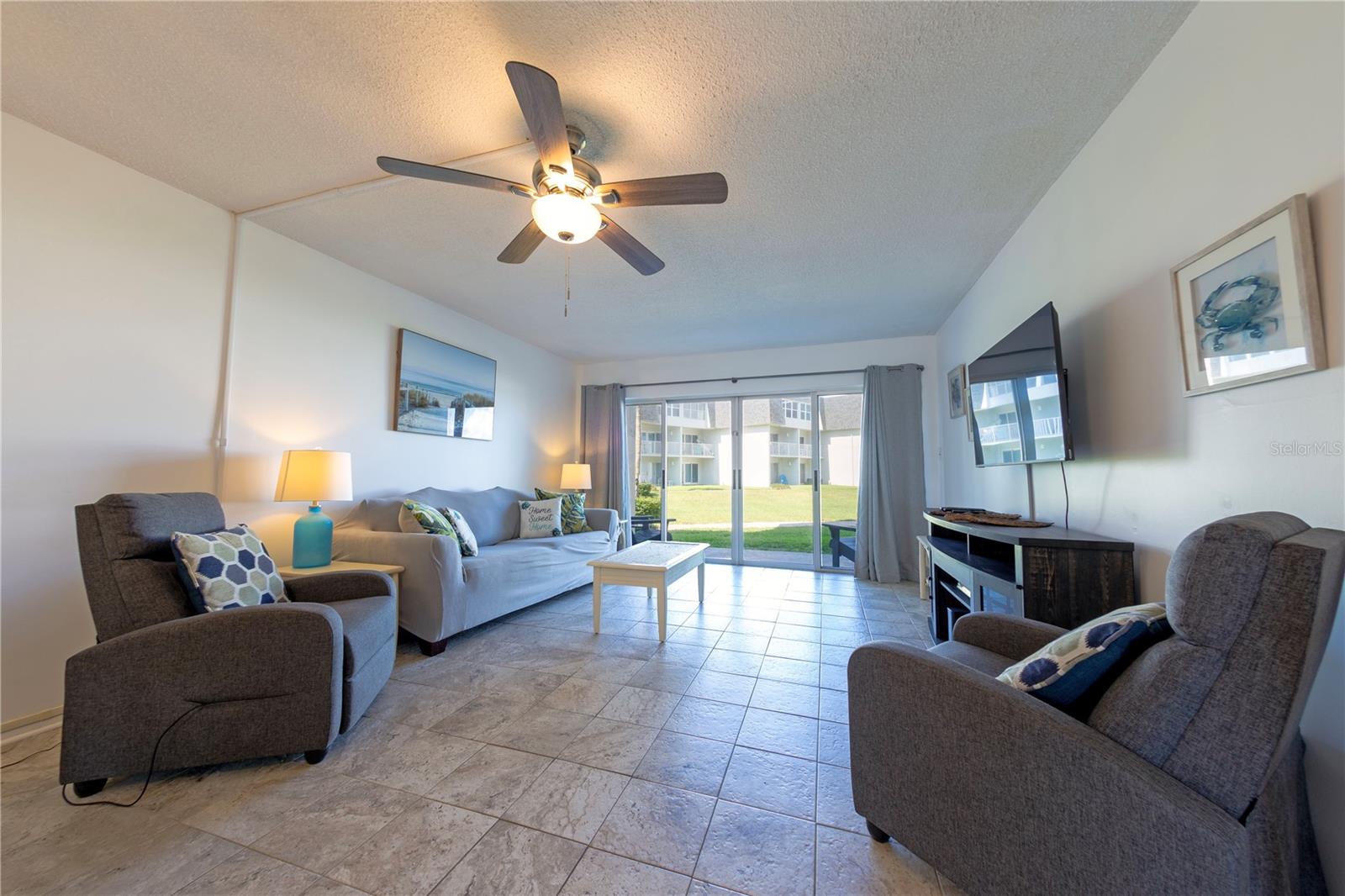 Image 15 of 22 For 4831 Saxon Drive 1070