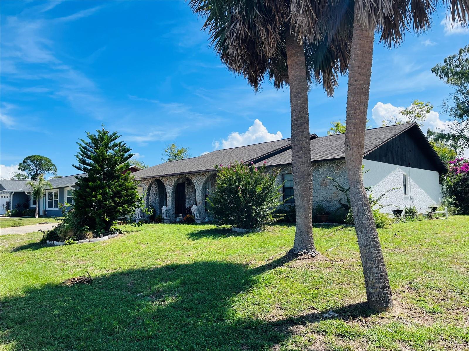 Image 16 of 16 For 1100 Viking Drive