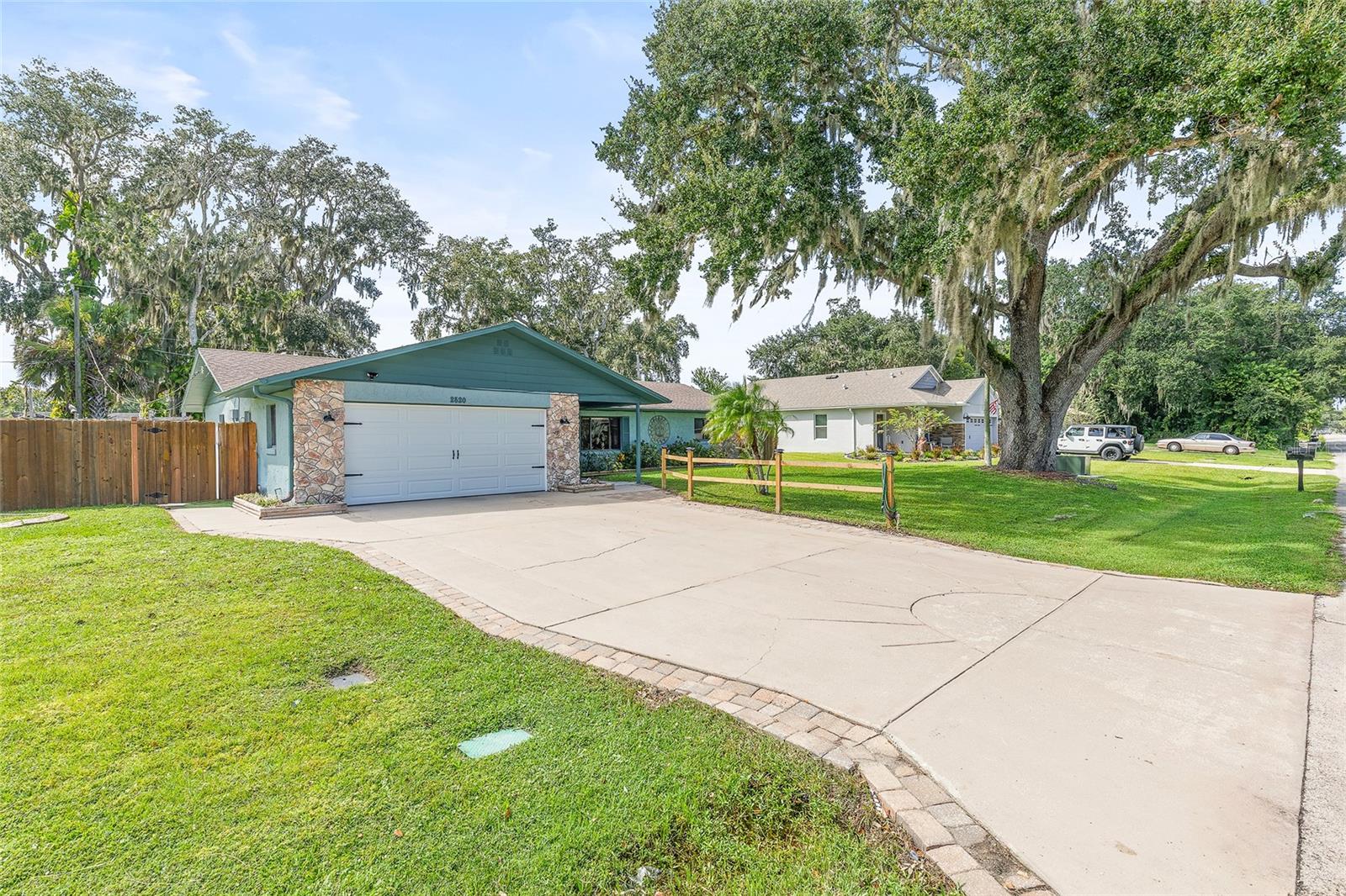 Image 11 of 50 For 2520 Queen Palm Drive