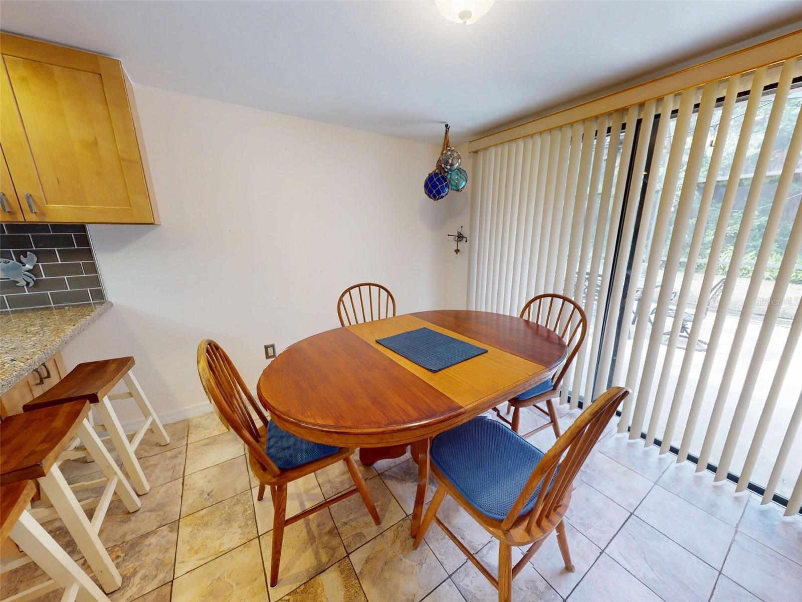 Image 17 of 62 For 806 Silk Oak Court
