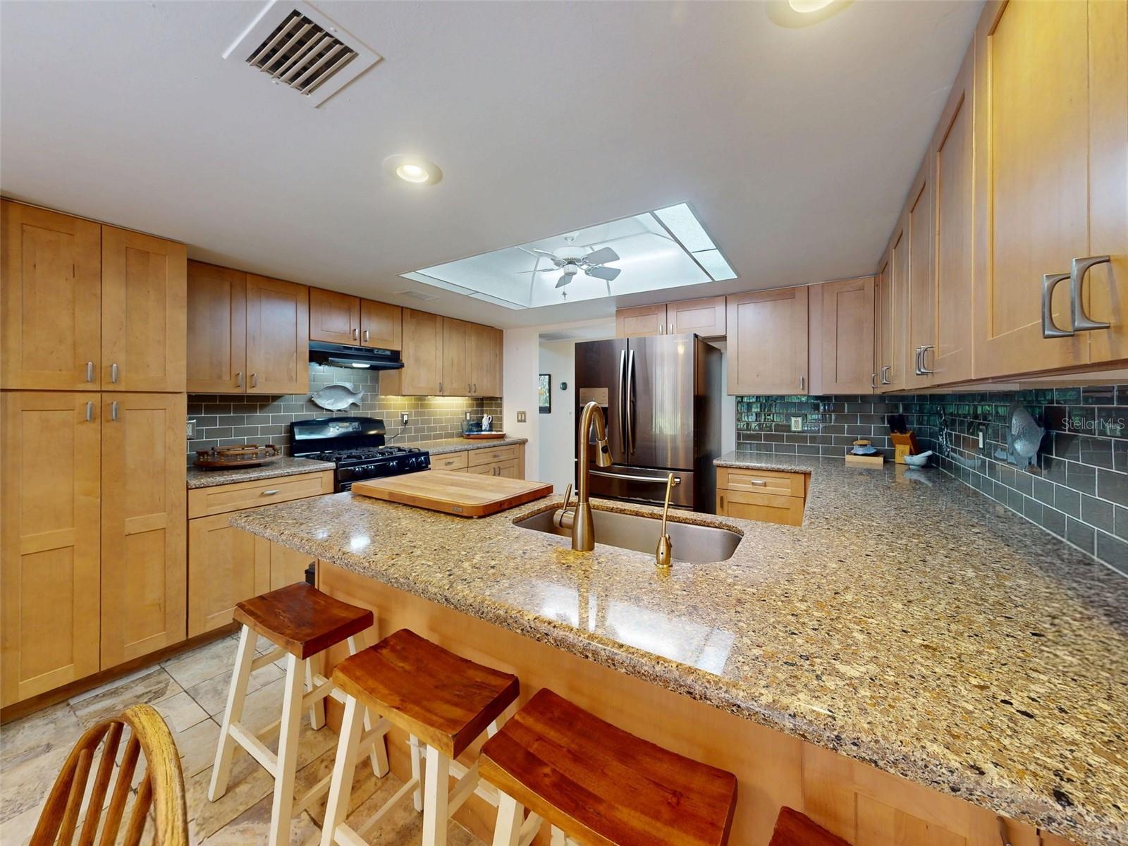 Image 19 of 62 For 806 Silk Oak Court
