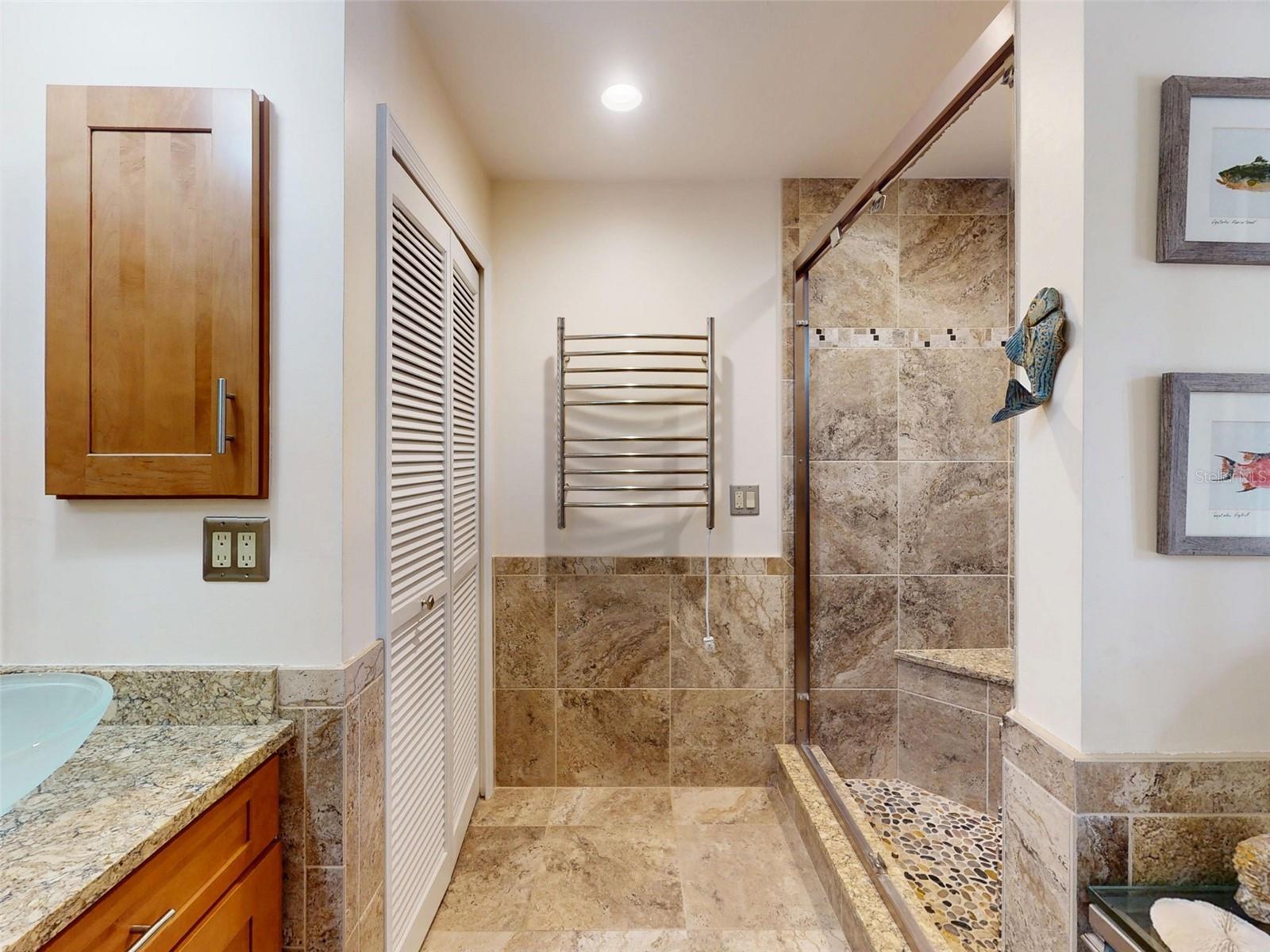 Image 30 of 62 For 806 Silk Oak Court