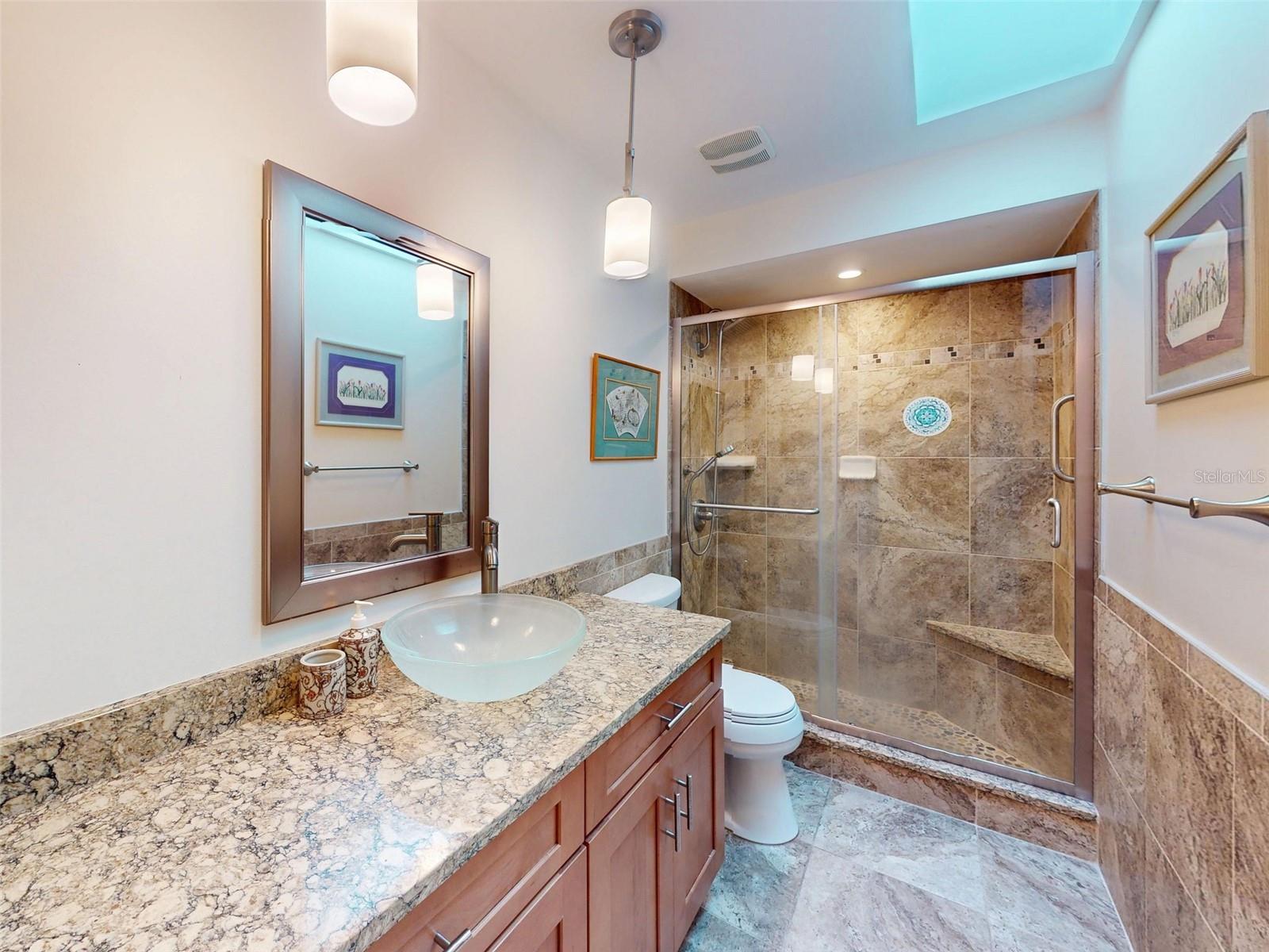 Image 37 of 62 For 806 Silk Oak Court
