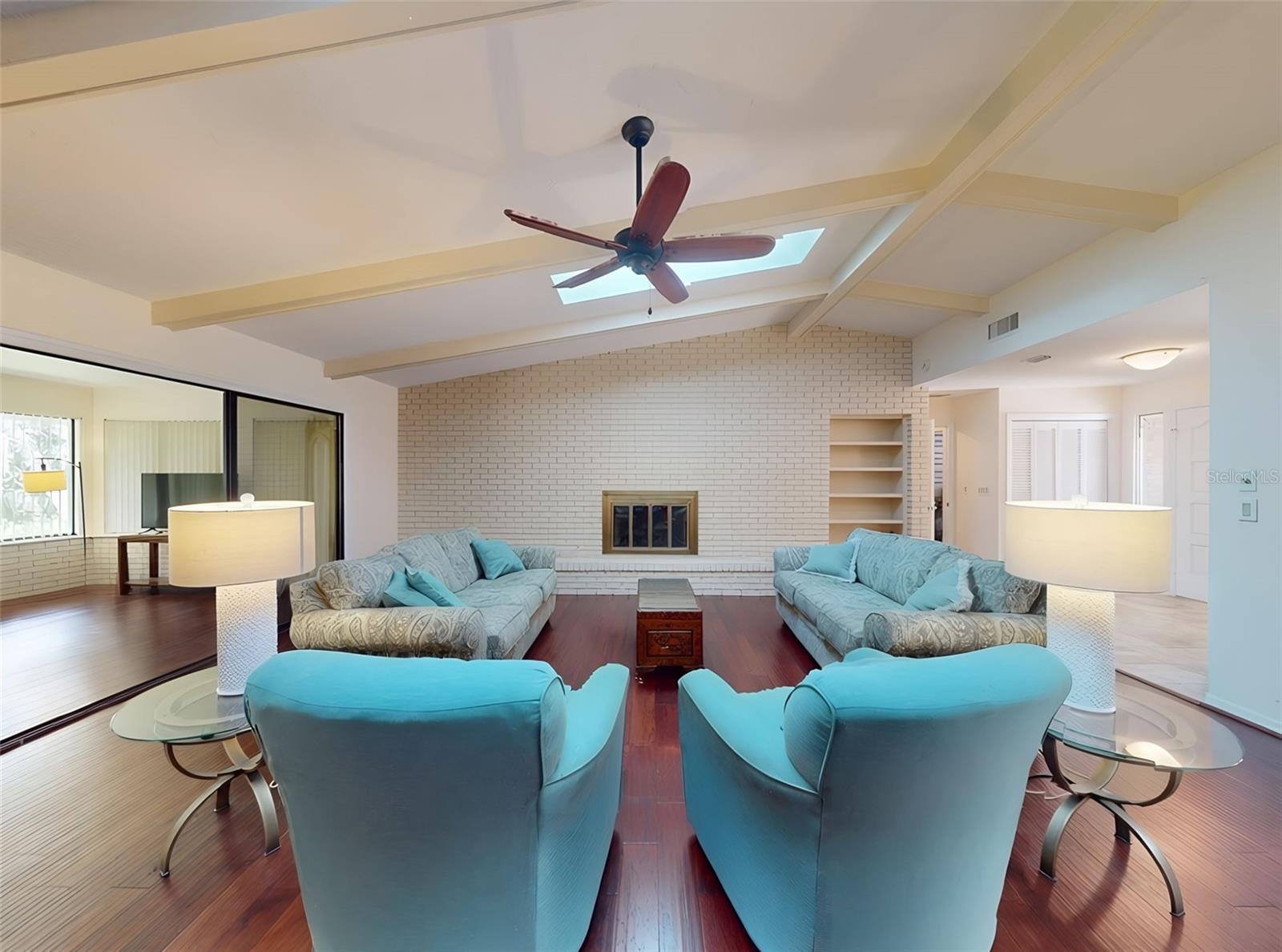 Image 6 of 62 For 806 Silk Oak Court