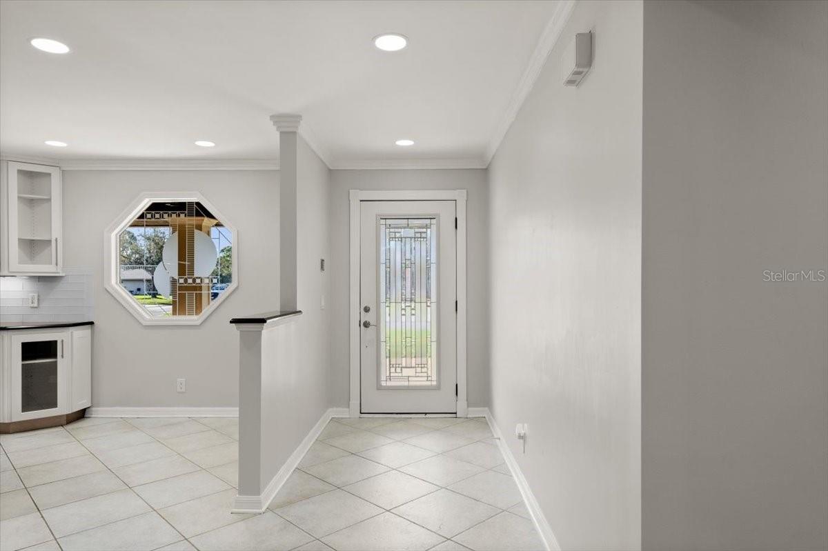 Image 11 of 91 For 16 Forest View Way
