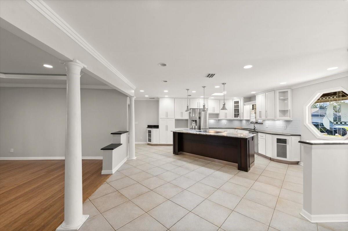Image 19 of 91 For 16 Forest View Way