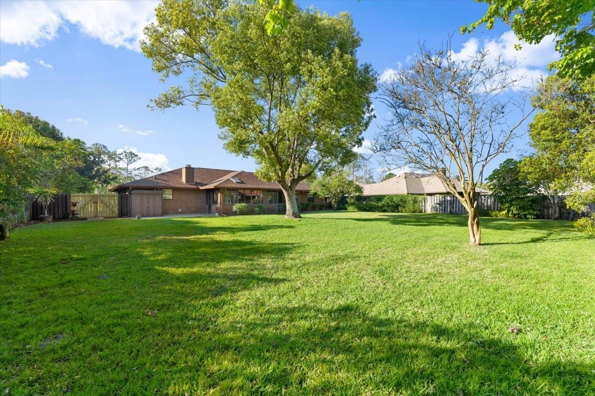 Image 4 of 91 For 16 Forest View Way