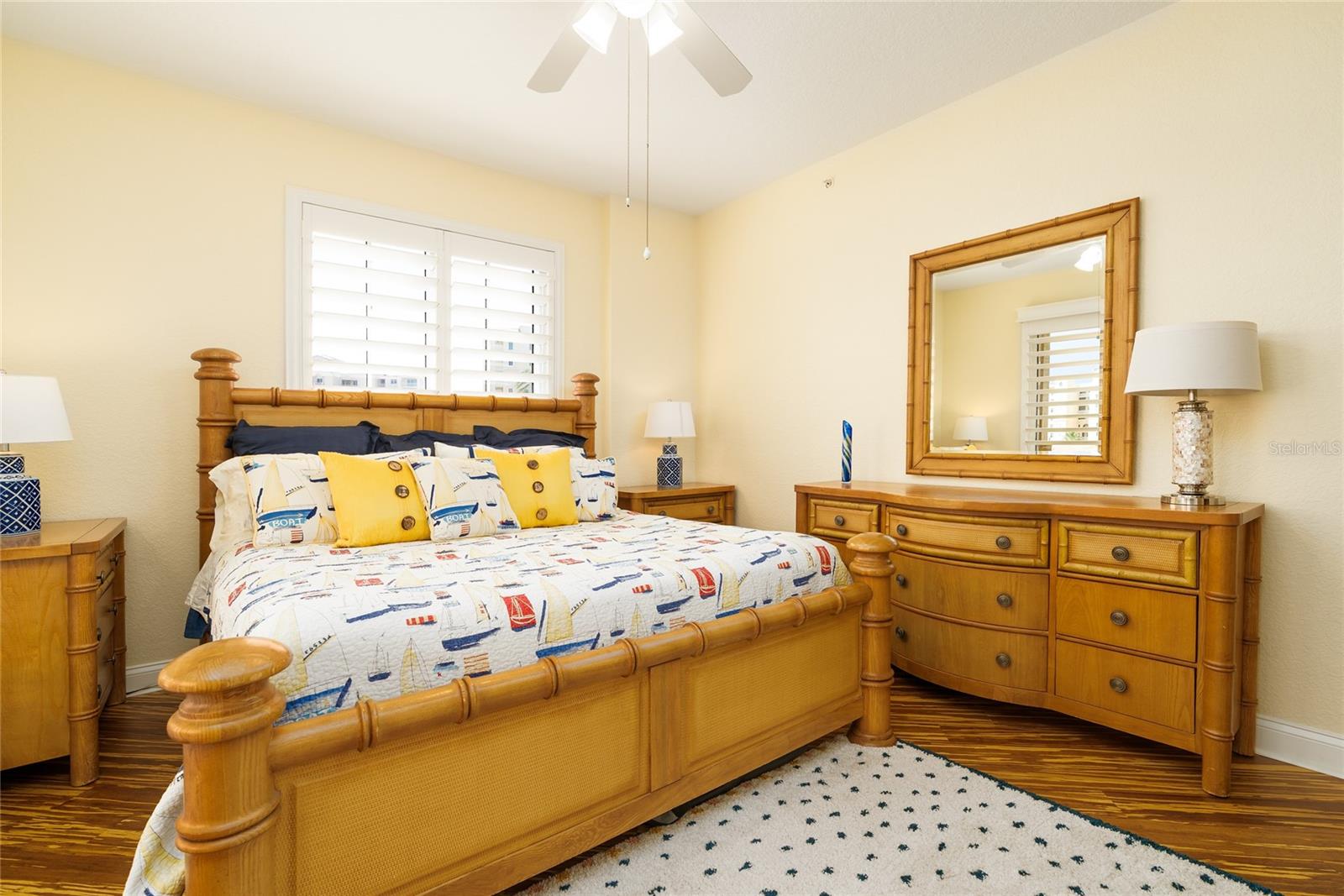 Image 21 of 62 For 259 Minorca Beach Way 303