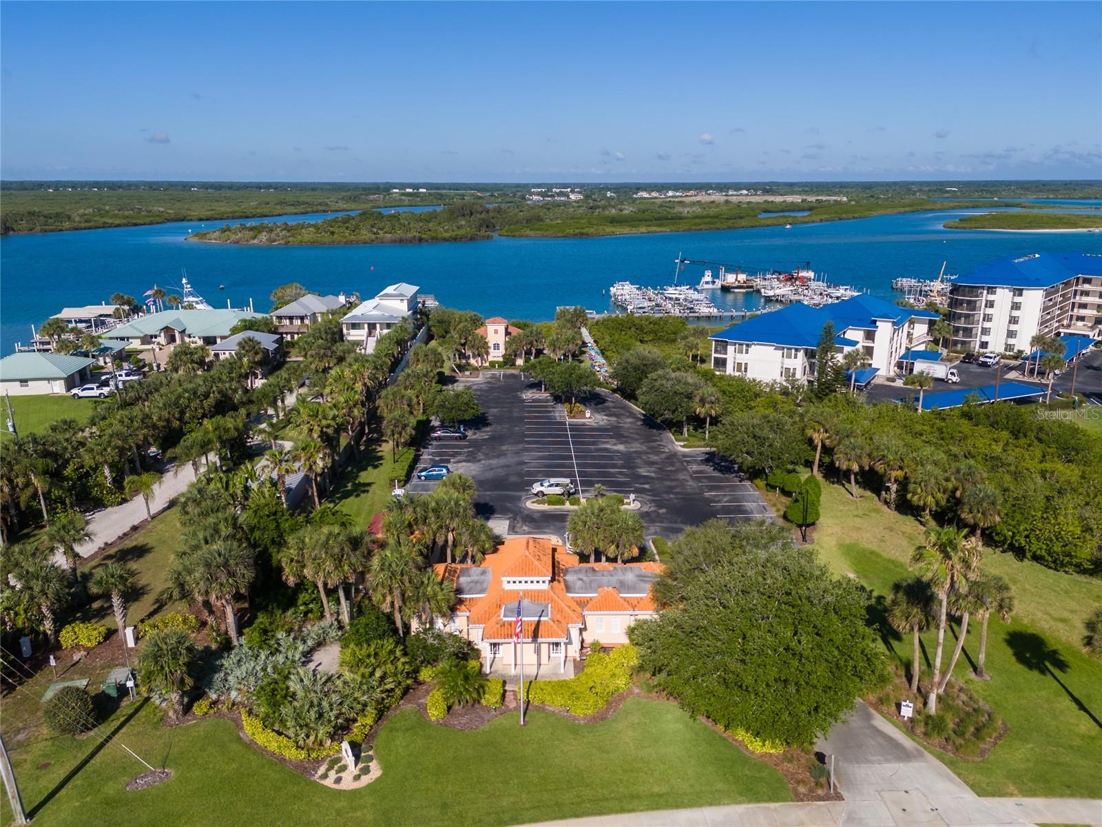 Image 56 of 62 For 259 Minorca Beach Way 303