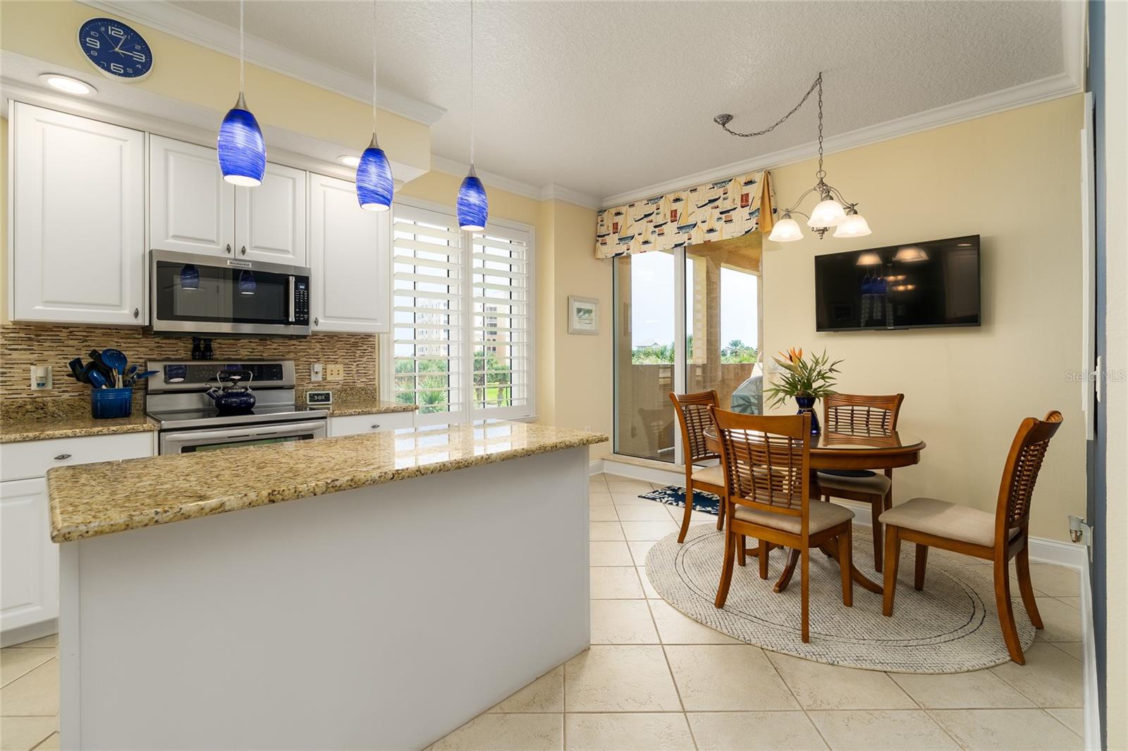 Image 6 of 62 For 259 Minorca Beach Way 303