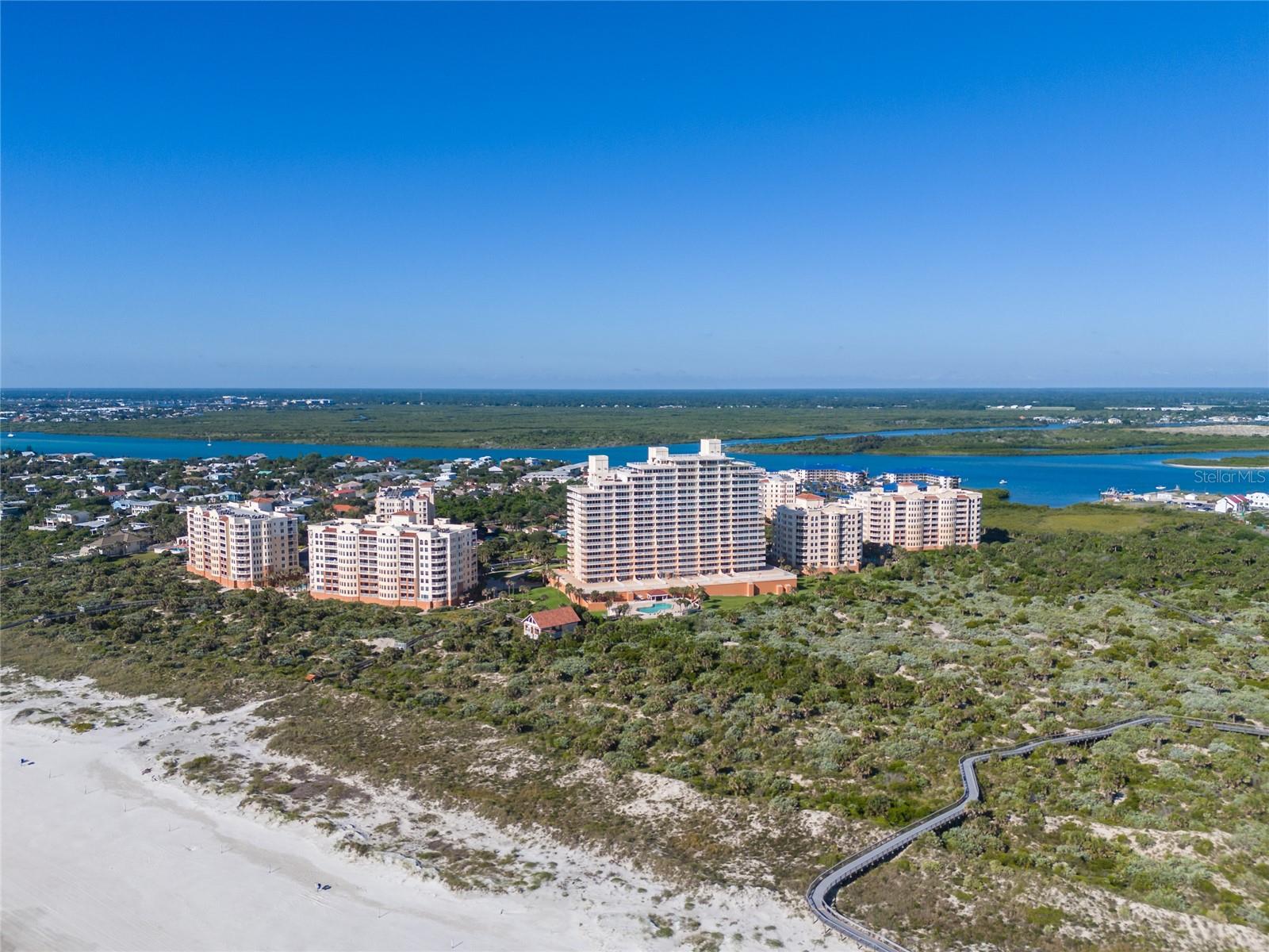 Image 61 of 62 For 259 Minorca Beach Way 303