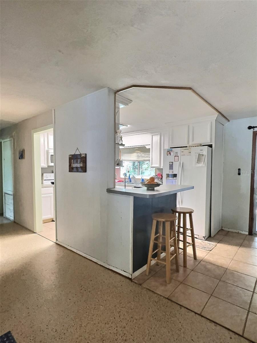 Image 13 of 30 For 617 Goodwin Avenue