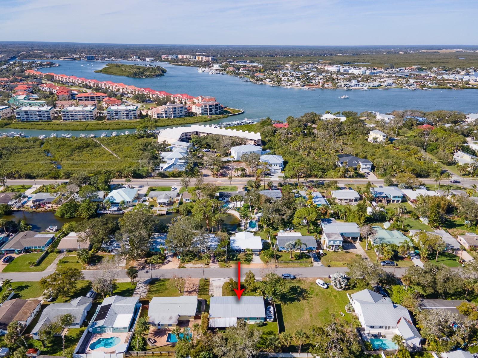 Image 4 of 30 For 617 Goodwin Avenue