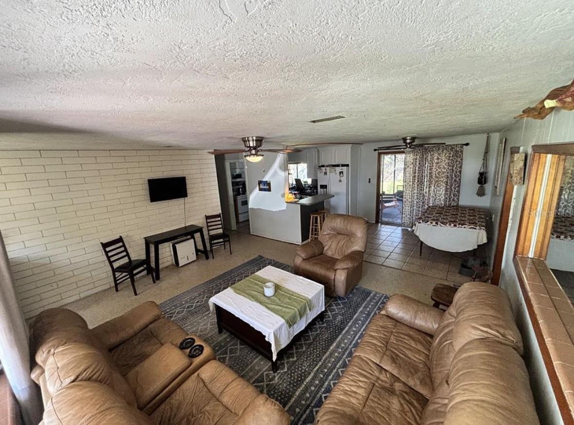 Image 8 of 30 For 617 Goodwin Avenue